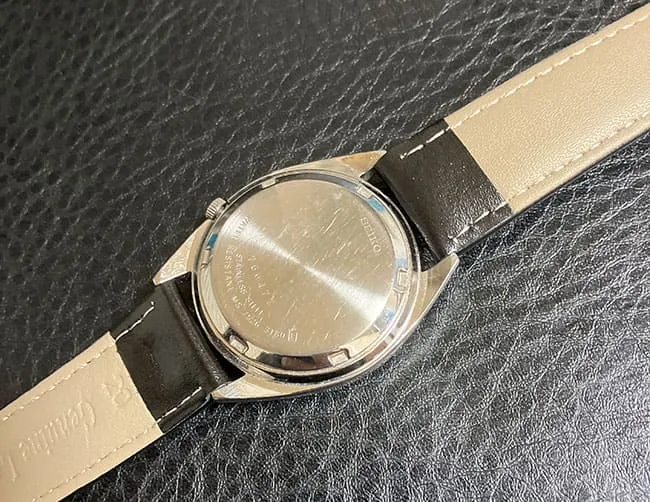 セイコー5「7S26-3180」の裏蓋